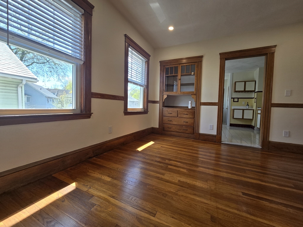 2 bed, 1 bath apartment for rent at 104 Parsons St Unit 2, Oak Square — photo 9 of 20