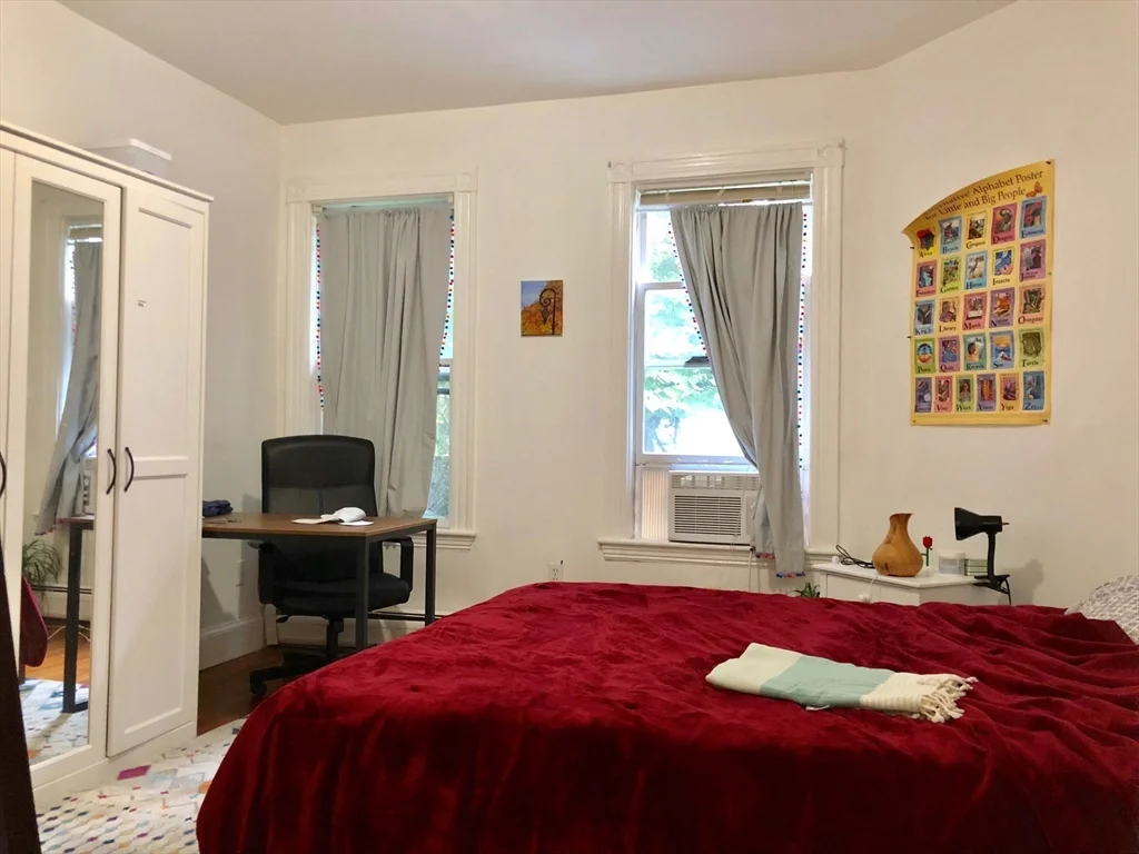 2 bed, 1 bath apartment for rent at 104 Pine St Unit 1, Central Square — photo 10 of 12