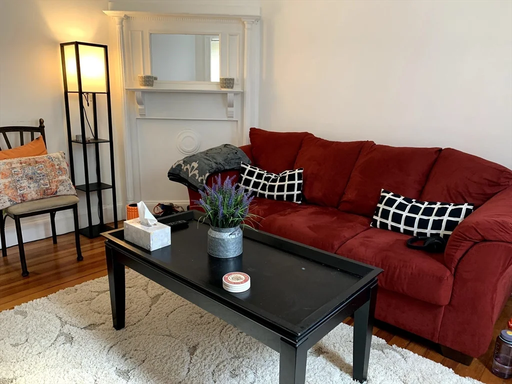 2 bed, 1 bath apartment for rent at 104 Pine St Unit 1, Central Square — photo 5 of 12