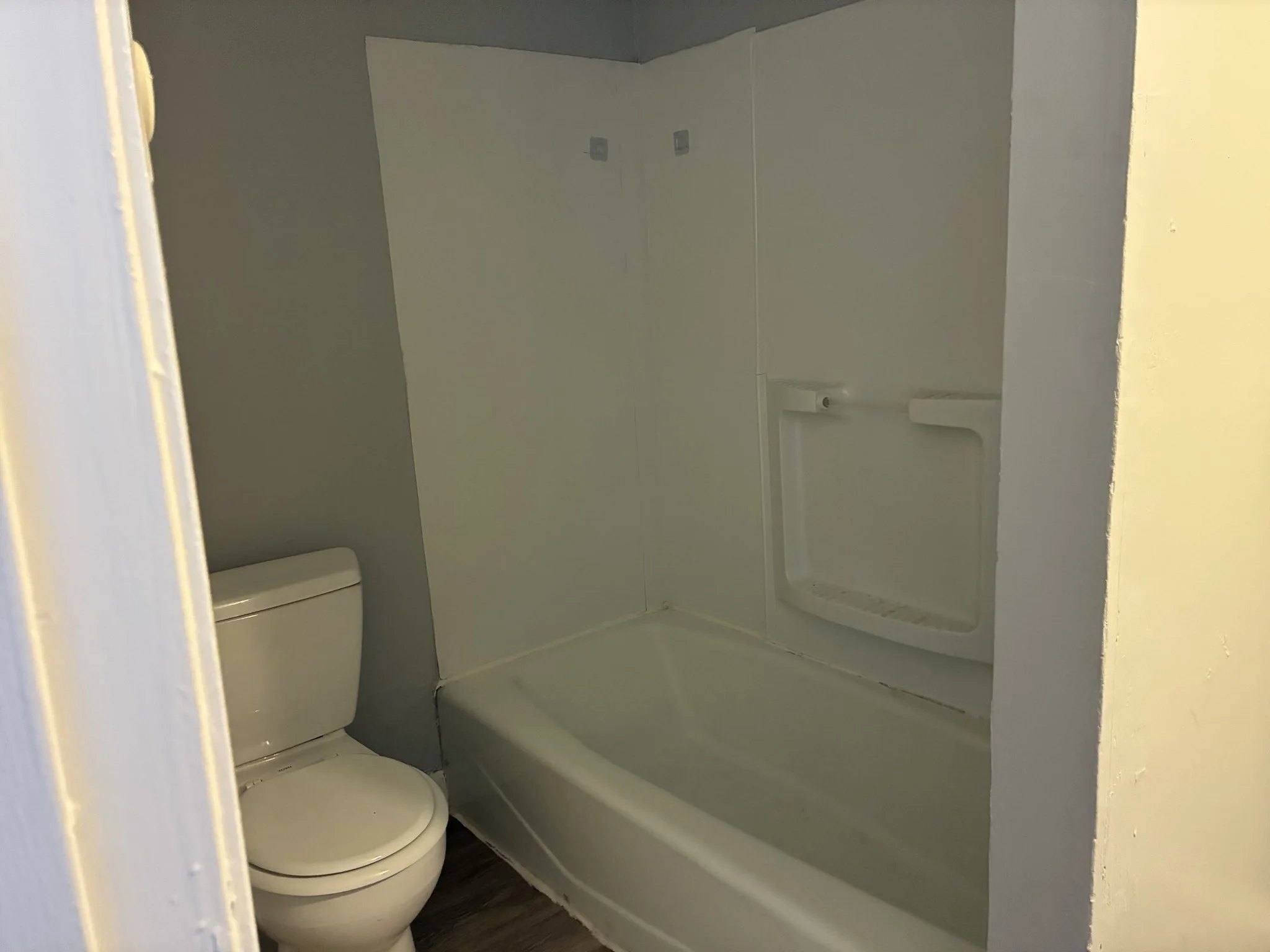 2 bed, 1 bath apartment for rent at 104 Pleasnt Sreet Unit 1, Gloucester — photo 5 of 10