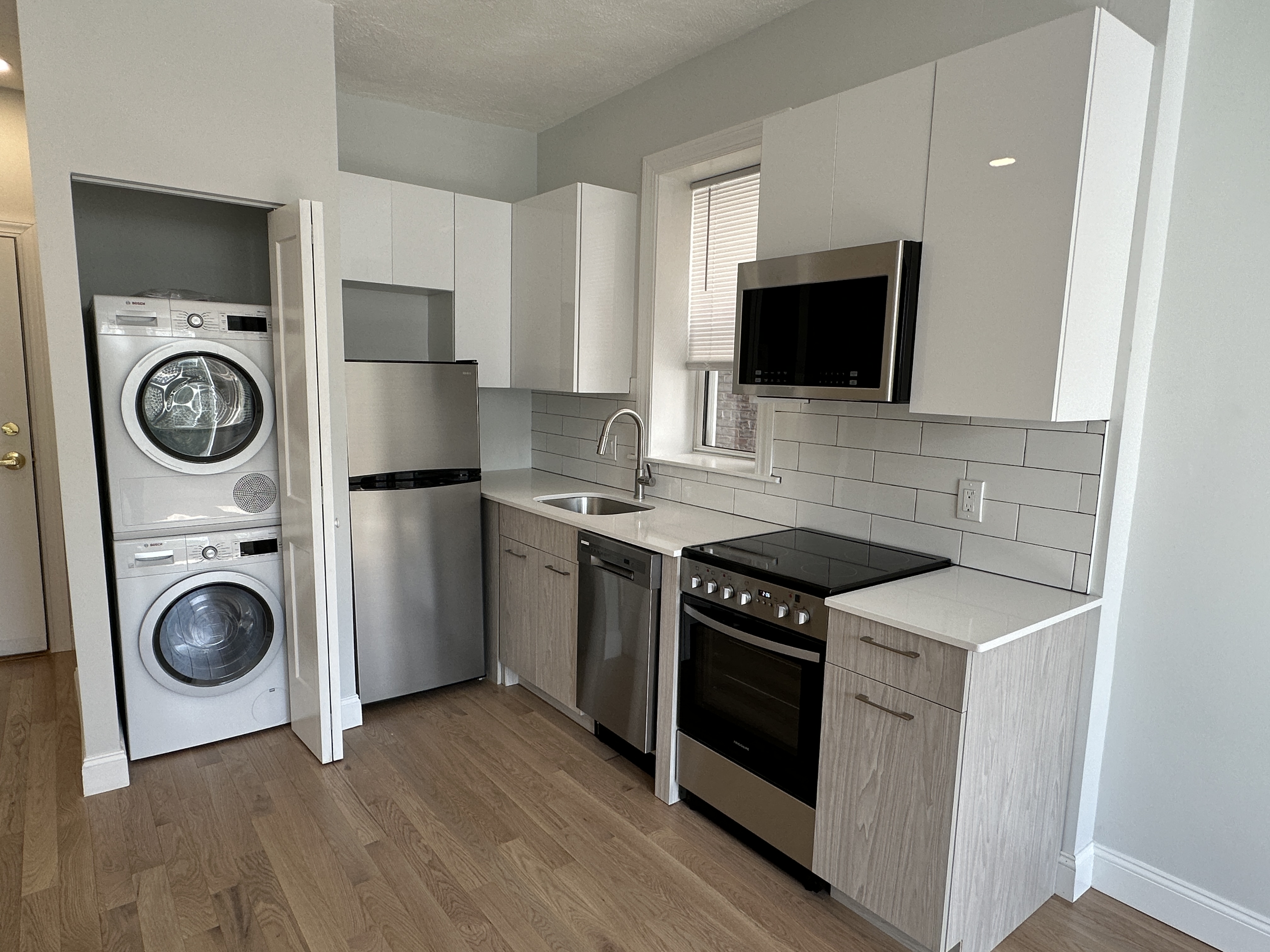 Studio bed, 1 bath apartment for rent at 104 Queensberry St Unit 7, Fenway