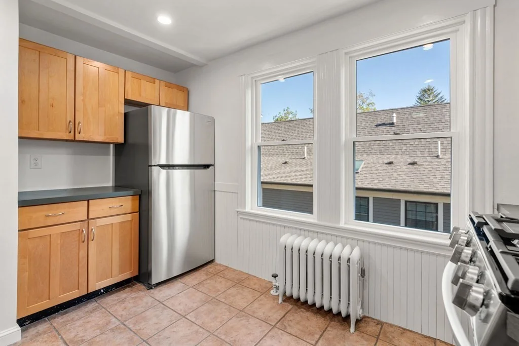 2 bed, 1 bath apartment for rent at 104 Rockview St Unit 3, Jamaica Plain — photo 4 of 12