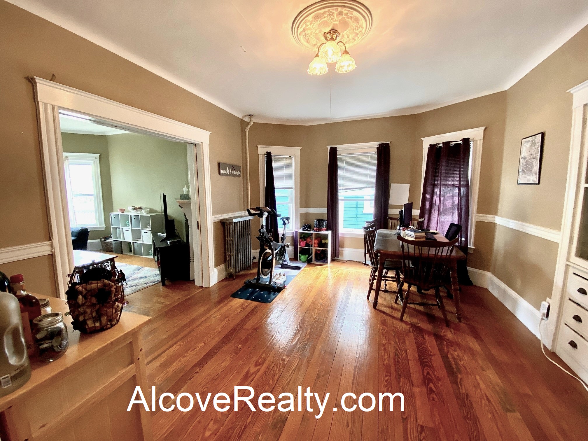 3 bed, 2 bath apartment for rent at 104 Rogers Ave Unit 2, Powder House Square — photo 1 of 23