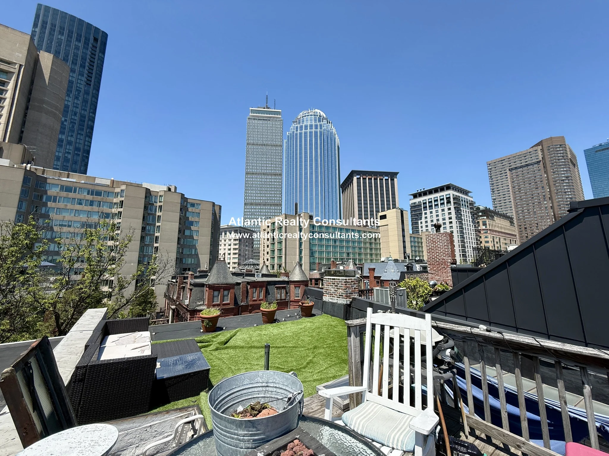 1 bed, 1 bath apartment for rent at 104 Saint Botolph St Unit PH, Back Bay
