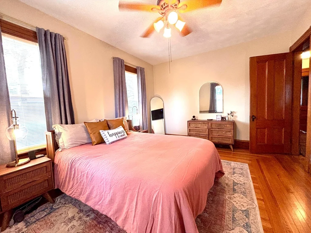 2 bed, 1 bath apartment for rent at 104 Saint James Ave Unit 1, Holyoke — photo 8 of 8