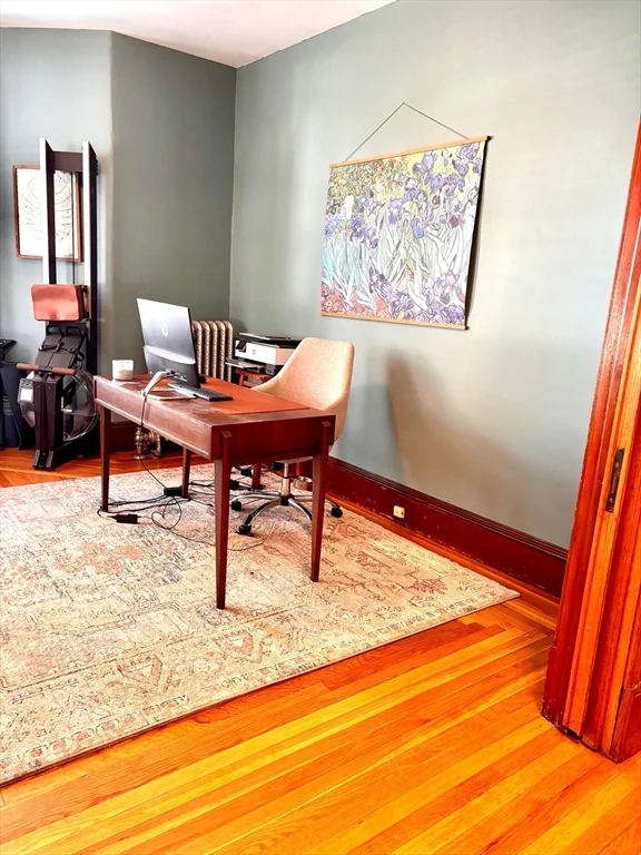 2 bed, 1 bath apartment for rent at 104 Saint James Ave Unit 1, Holyoke — photo 5 of 8