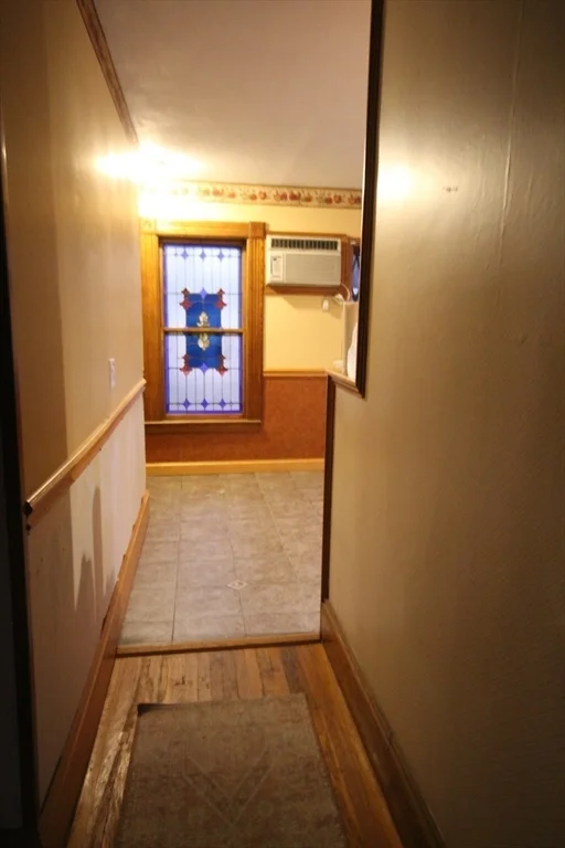 3 bed, 1 bath apartment for rent at 104 Saint James Ave Unit 2, Holyoke — photo 7 of 14