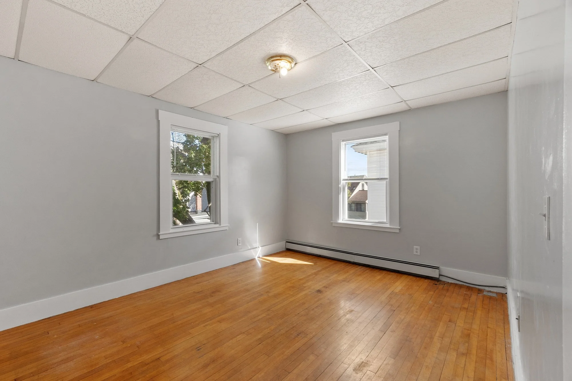 3 bed, 1 bath apartment for rent at 104 School St Unit 2, Lowell — photo 20 of 29