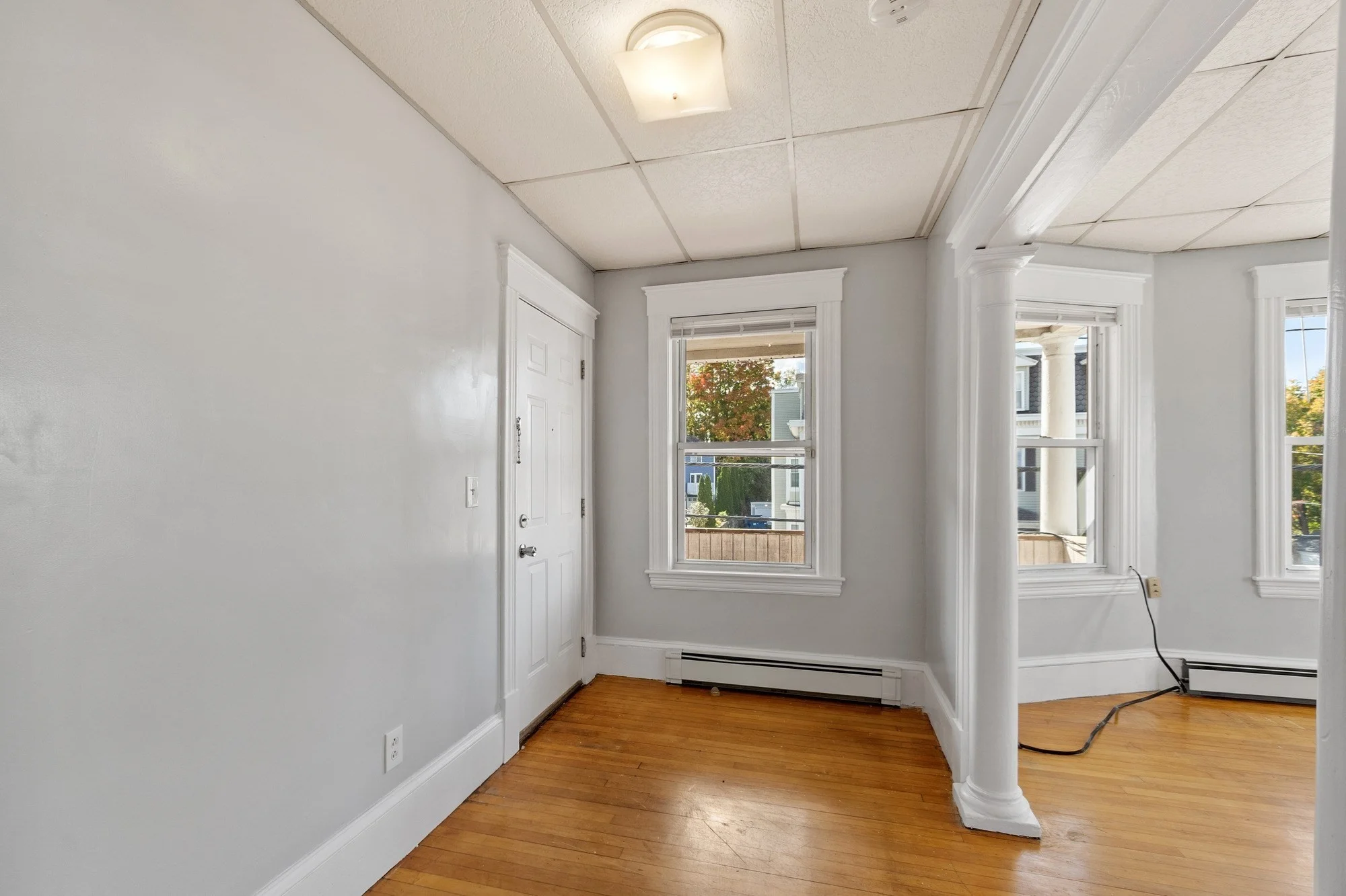3 bed, 1 bath apartment for rent at 104 School St Unit 2, Lowell — photo 5 of 29