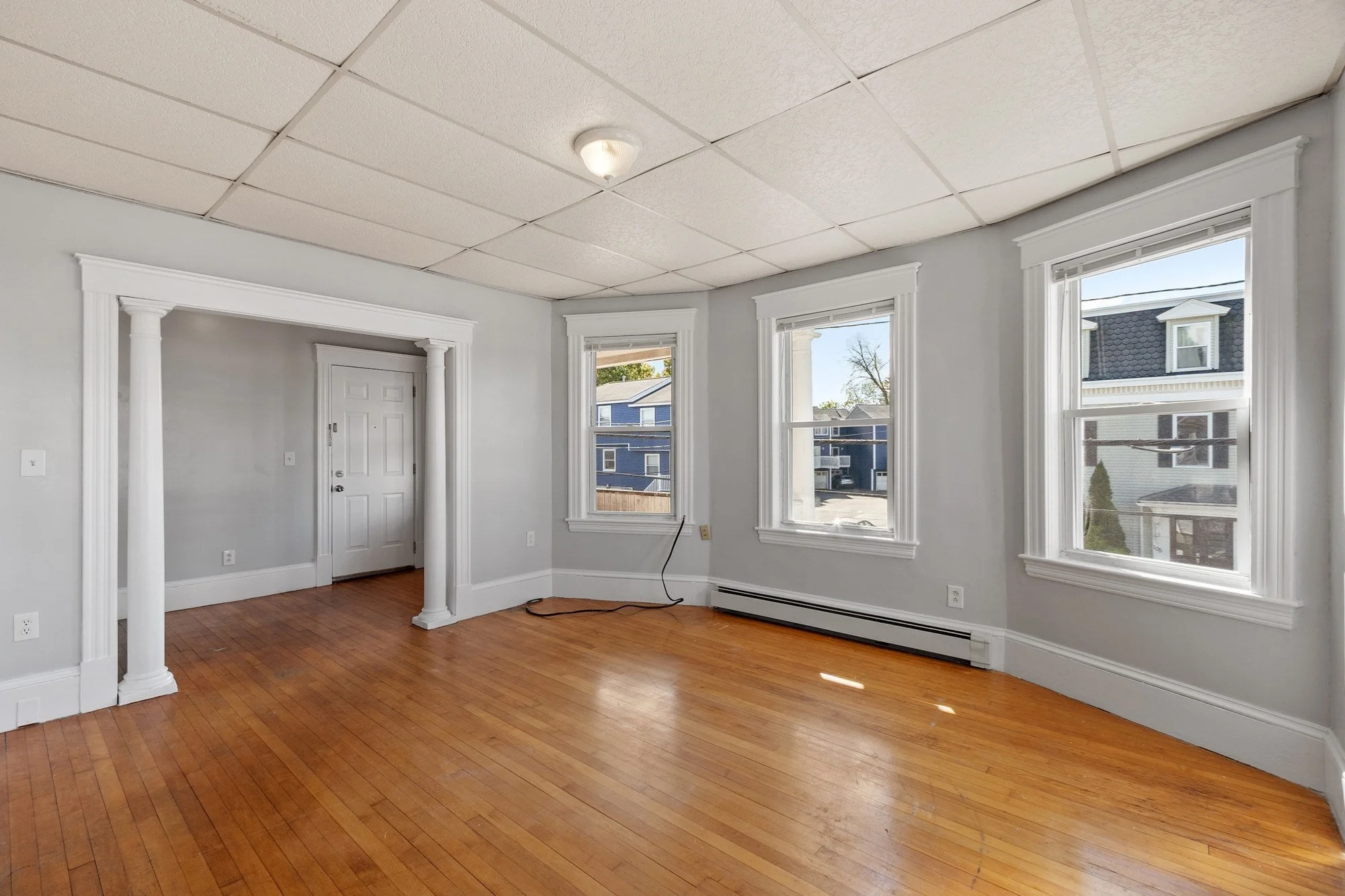 3 bed, 1 bath apartment for rent at 104 School St Unit 2, Lowell — photo 4 of 29