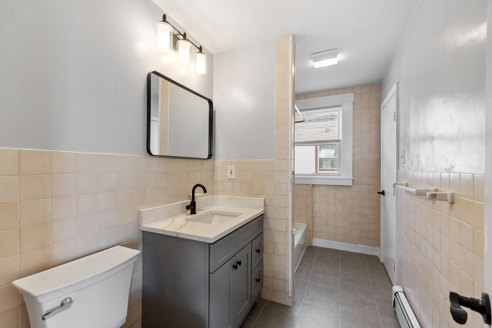 3 bed, 1 bath apartment for rent at 104 School St Unit 2, Lowell — photo 10 of 29