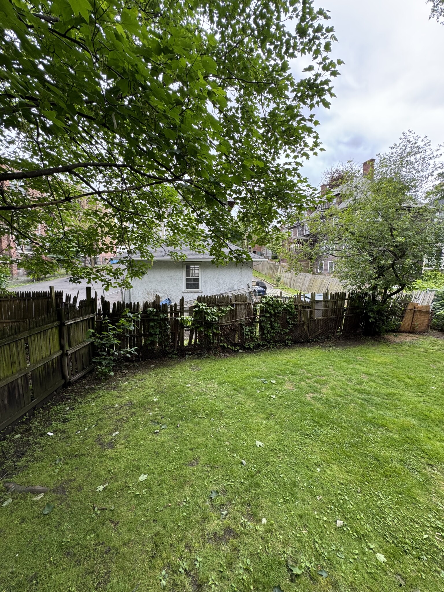 3 bed, 1 bath apartment for rent at 104 Strathmore Rd Unit 1, Brighton — photo 9 of 9