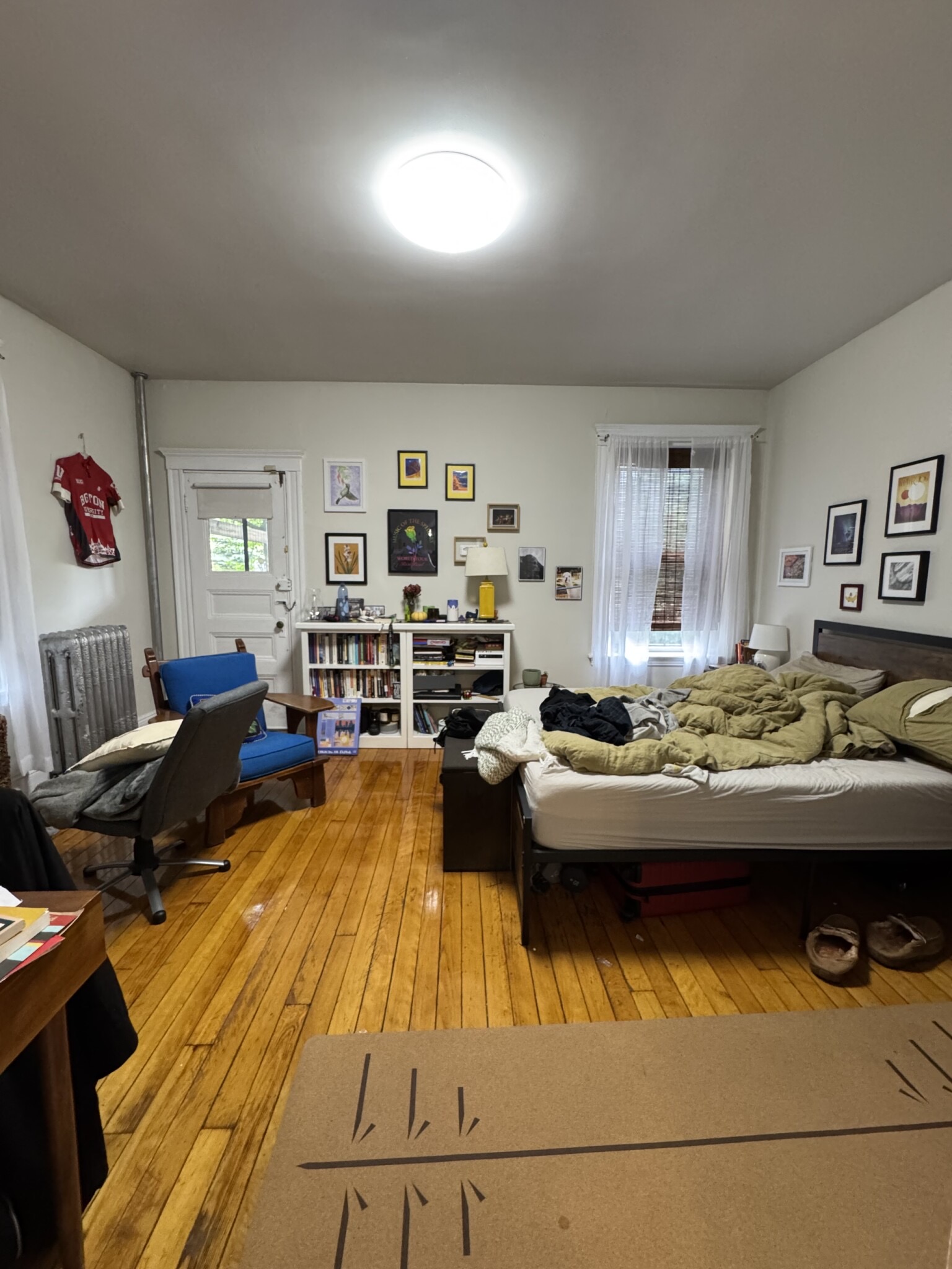 3 bed, 1 bath apartment for rent at 104 Strathmore Rd Unit 1, Brighton — photo 2 of 9