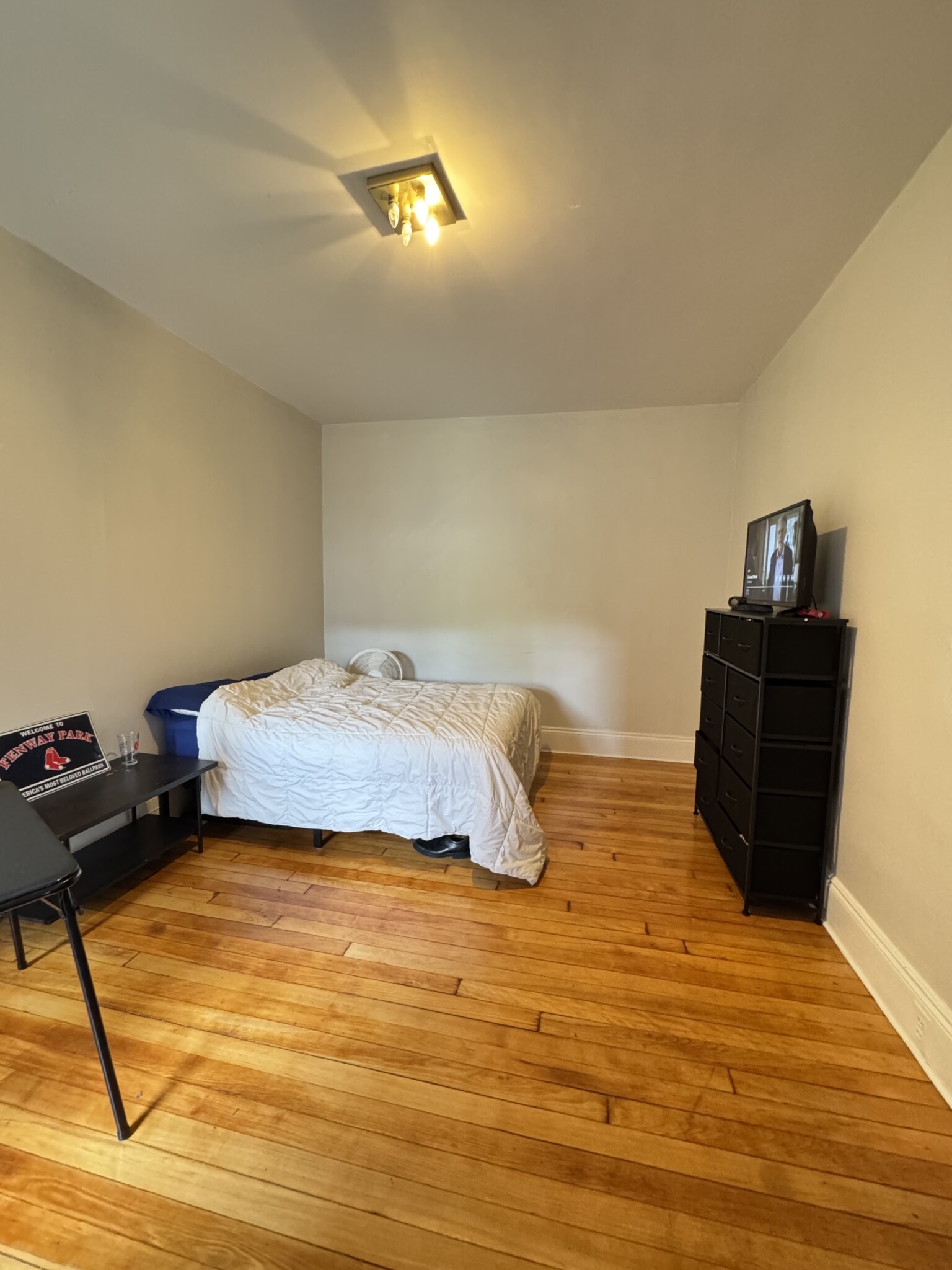 4 bed, 1 bath apartment for rent at 104 Strathmore Rd Unit 2, Brighton — photo 8 of 11