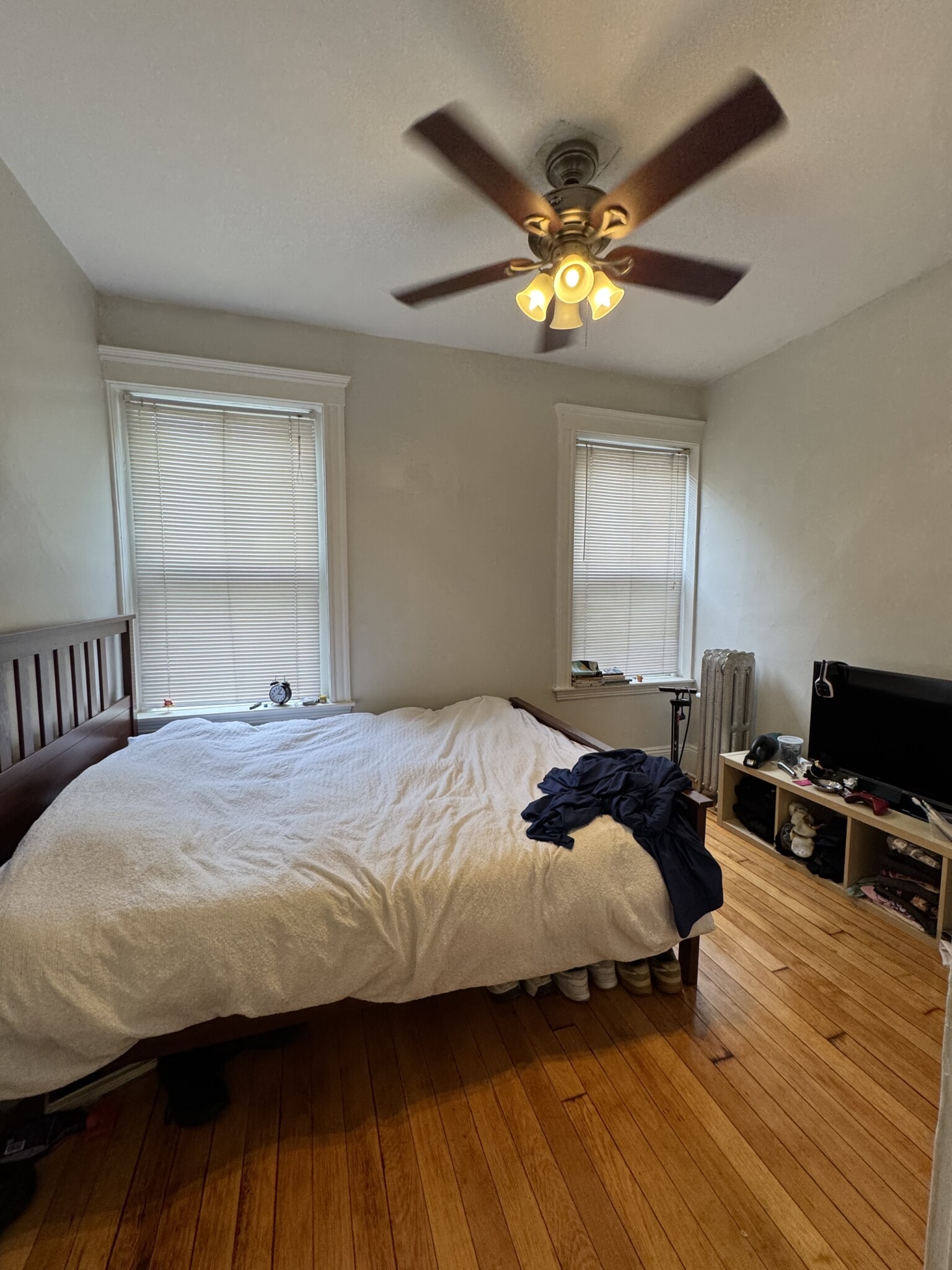 4 bed, 1 bath apartment for rent at 104 Strathmore Rd Unit 2, Brighton — photo 7 of 11