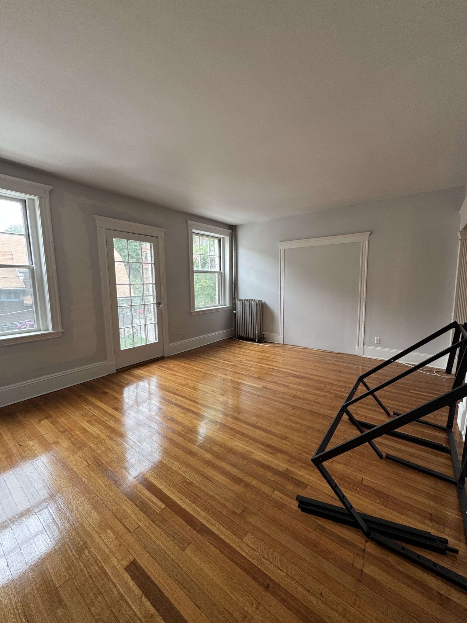 4 bed, 1 bath apartment for rent at 104 Strathmore Rd Unit 2, Brighton — photo 5 of 11