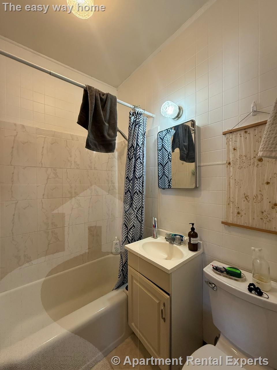 1 bed, 1 bath apartment for rent at 104 Summer Unit 4A, Union Square — photo 4 of 9