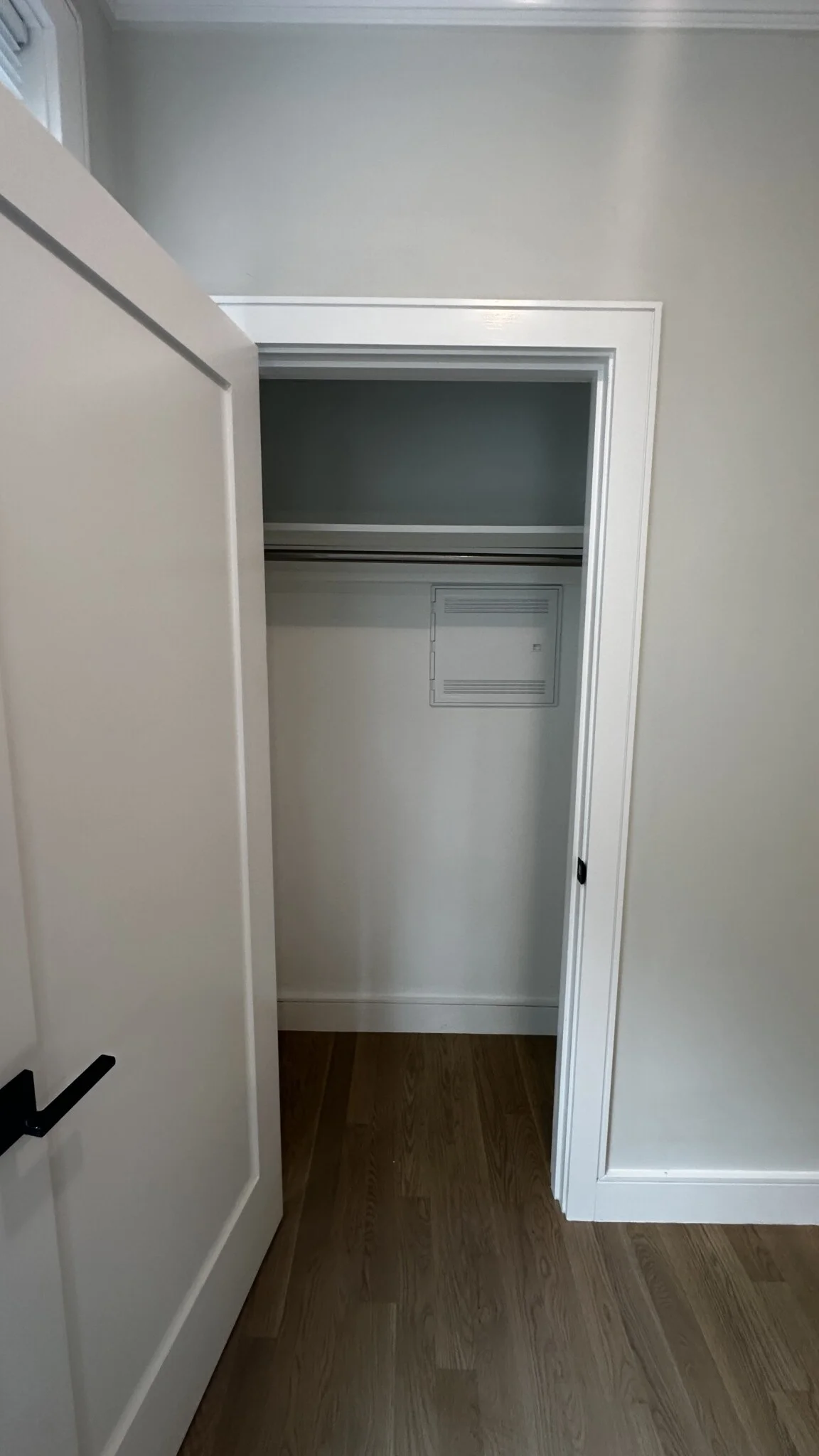 5 bed, 3 bath apartment for rent at 104 Warren St Unit 12, Brighton — photo 7 of 19