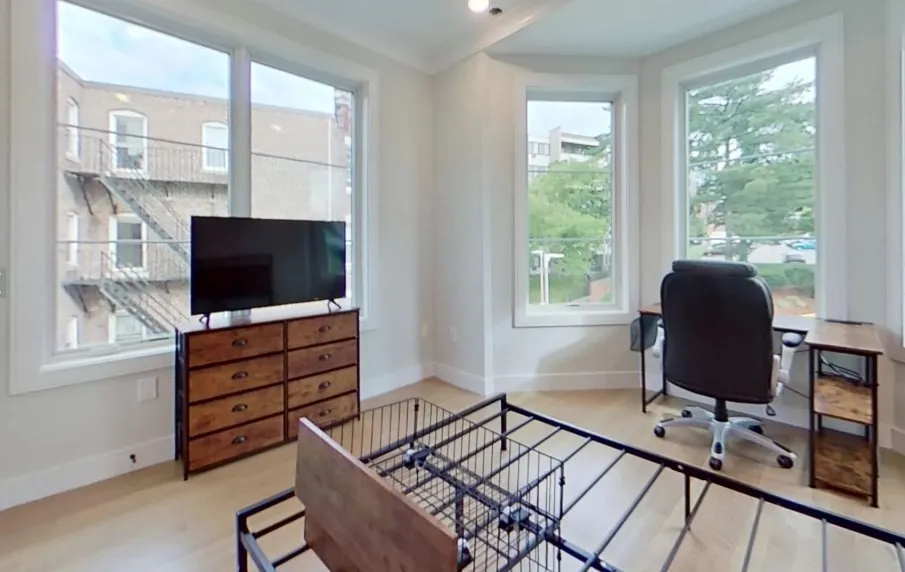 2 bed, 2 bath apartment for rent at 104 Warren St Unit 6, Brighton — photo 5 of 7