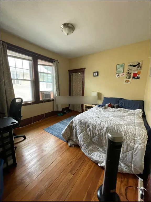 4 bed, 1 bath apartment for rent at 104 Adams St Unit 2, West Somerville — photo 4 of 8