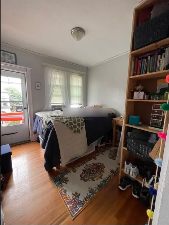 4 bed, 1 bath apartment for rent at 104 Adams St Unit 2, West Somerville — photo 7 of 8