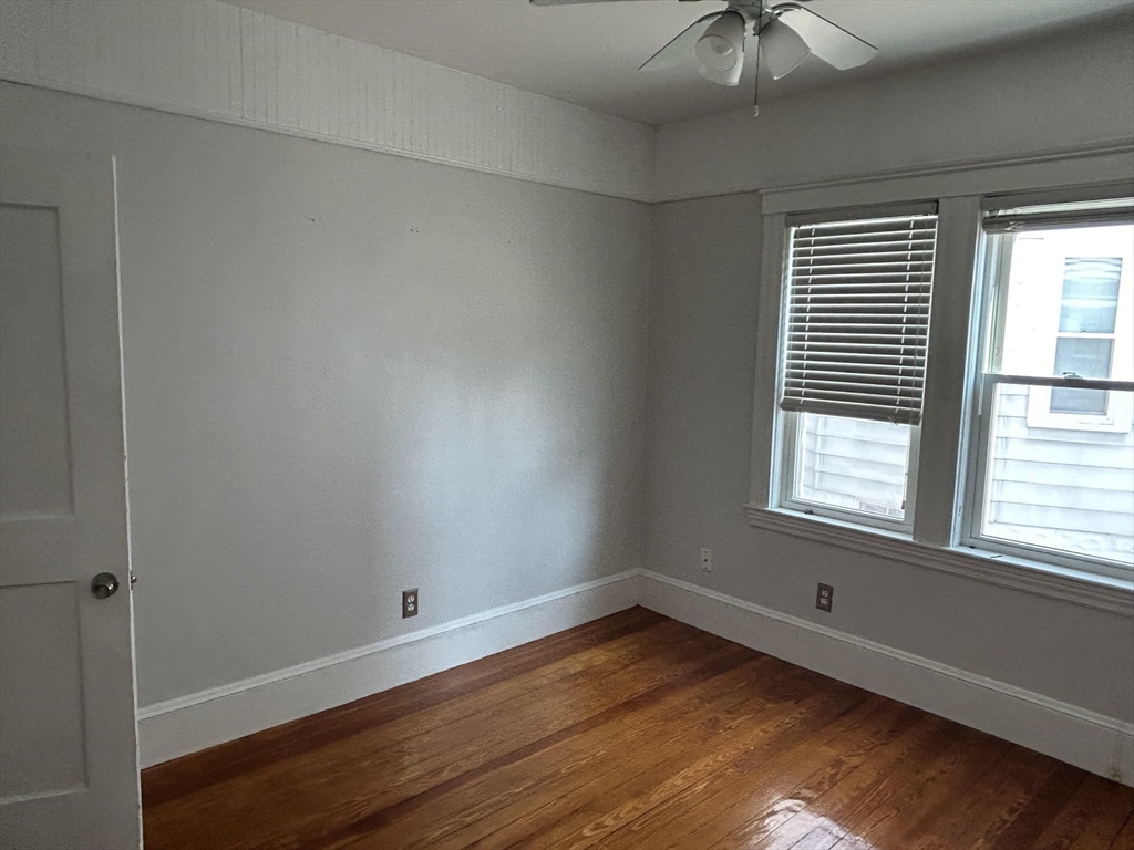 3 bed, 1 bath apartment for rent at 104 West Quincy St Unit 1, West Somerville — photo 7 of 12