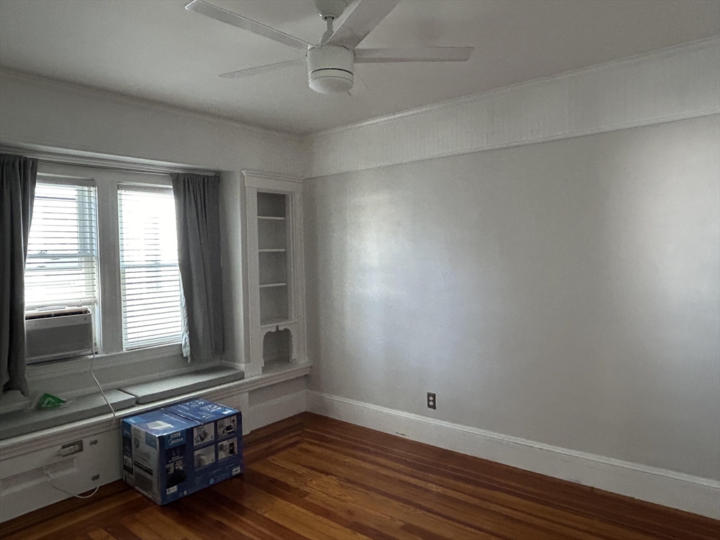 3 bed, 1 bath apartment for rent at 104 West Quincy St Unit 1, West Somerville — photo 8 of 12