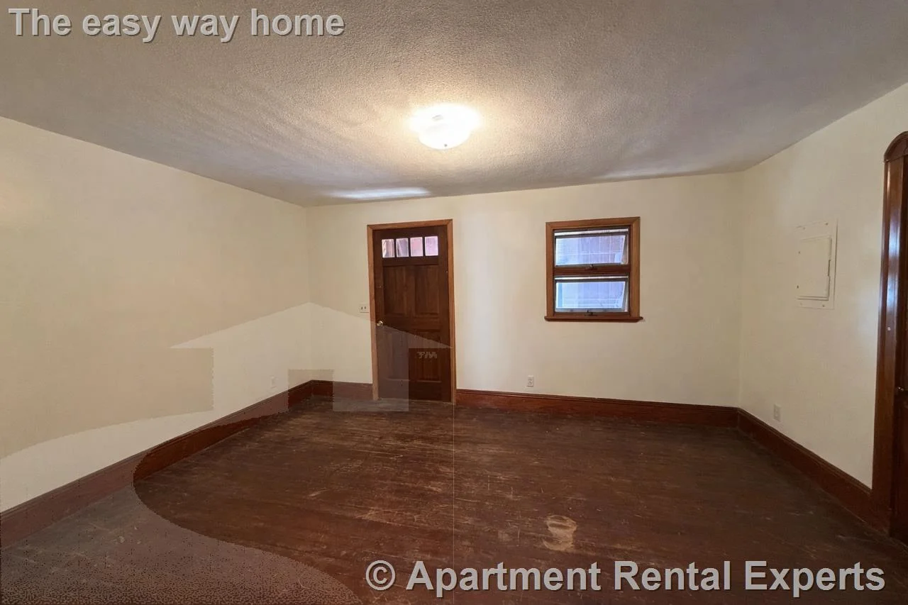 3 bed, 2 bath apartment for rent at 1040 Broadway Unit 2, Davis Square — photo 7 of 15