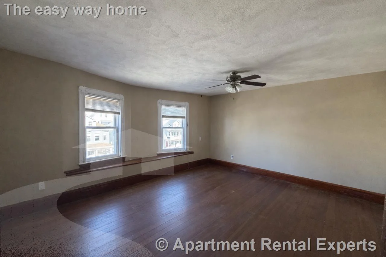 3 bed, 2 bath apartment for rent at 1040 Broadway Unit 2, Davis Square — photo 8 of 15