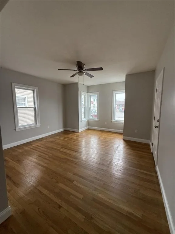 3 bed, 1 bath apartment for rent at 1043 North Main Unit 1, Fall River — photo 6 of 7