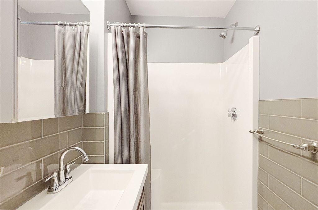 2 bed, 1.5 bath apartment for rent at 1043 Winthrop Ave Unit 1, Revere — photo 13 of 21
