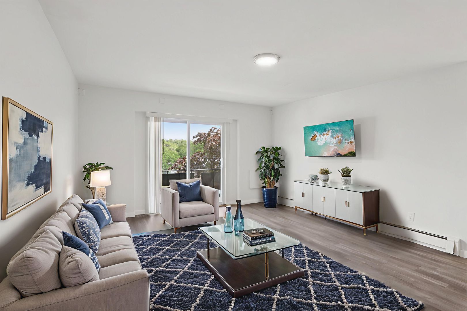 2 bed, 1 bath apartment for rent at 1045 River St Unit 11, Hyde Park — photo 14 of 19