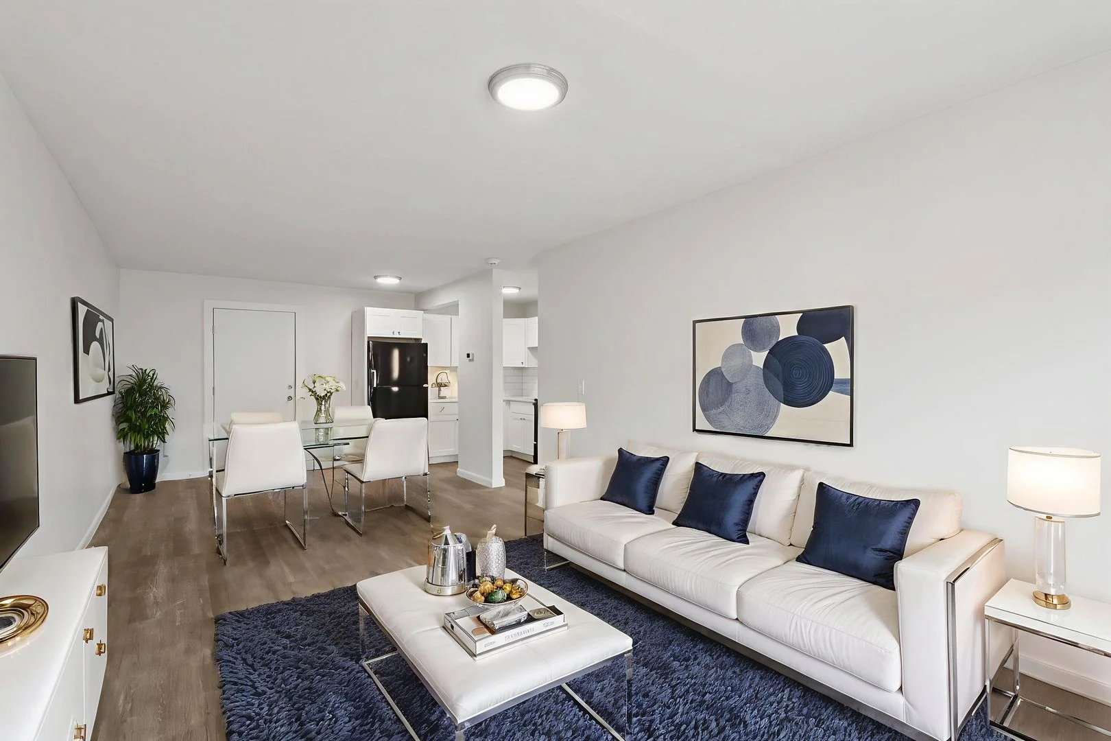 1 bed, 1 bath apartment for rent at 1045 River St Unit 27, Hyde Park — photo 11 of 16