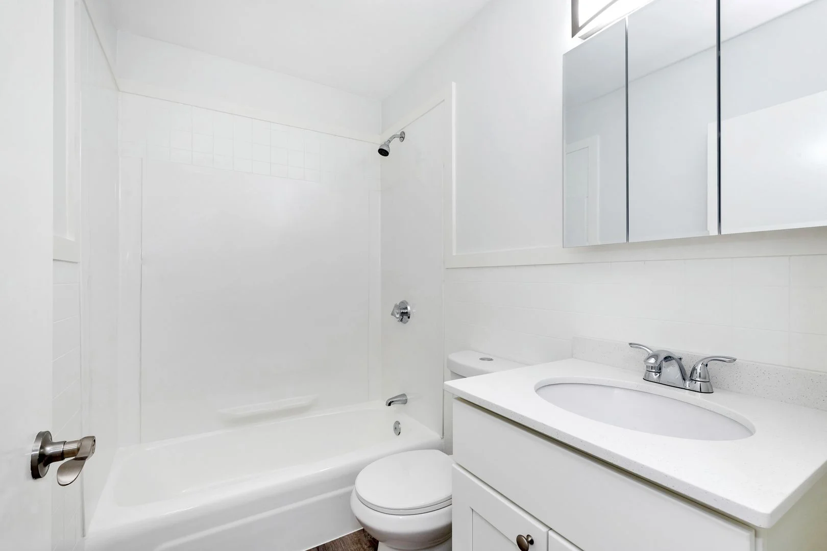 1 bed, 1 bath apartment for rent at 1045 River St Unit 27, Hyde Park — photo 9 of 16