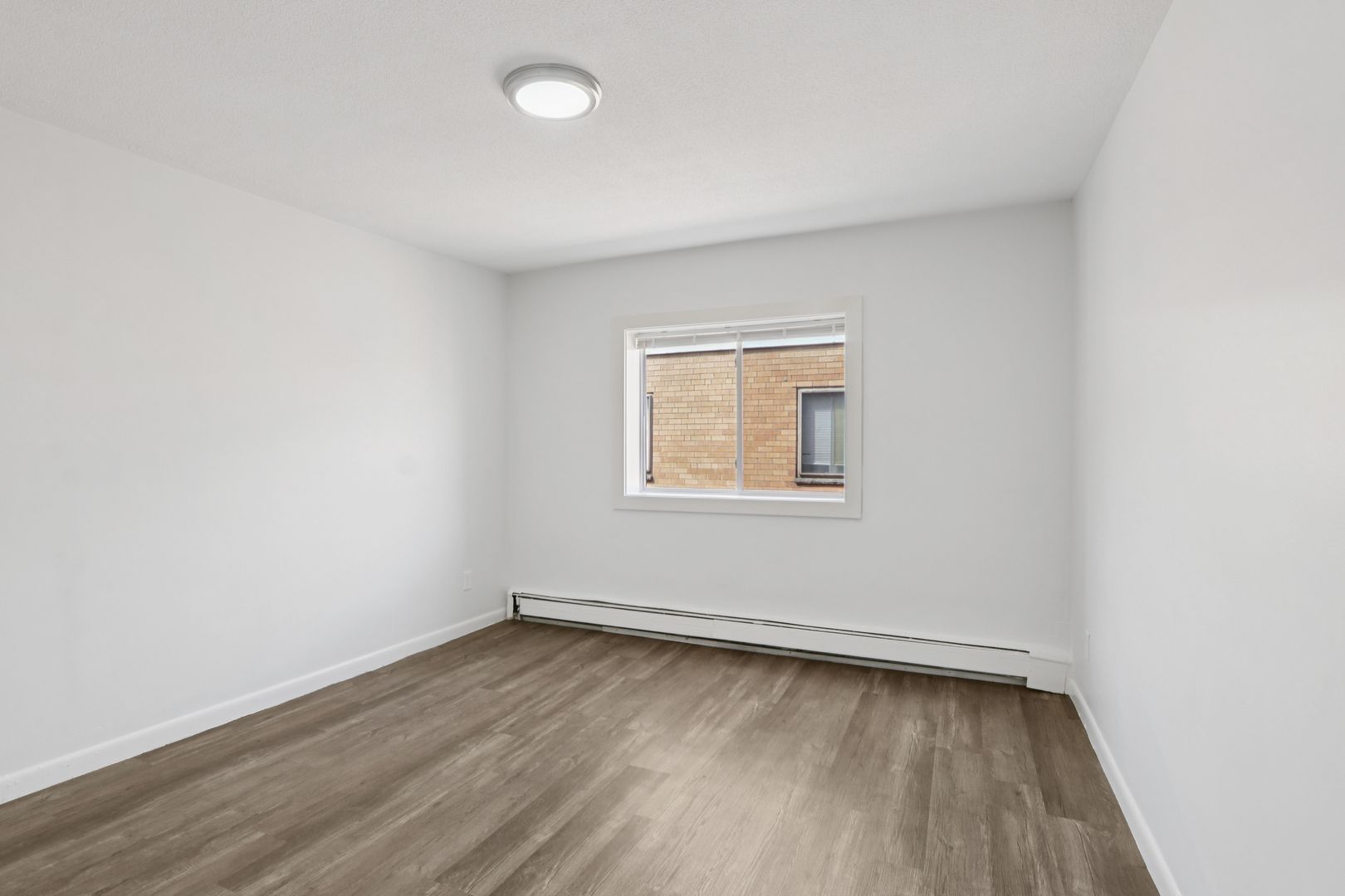 2 bed, 1 bath apartment for rent at 1045 River St Unit 29, Hyde Park — photo 5 of 17