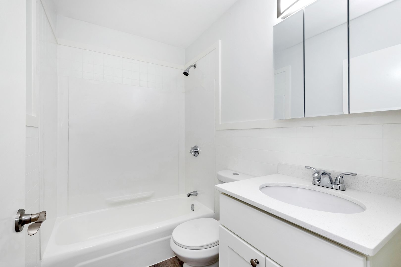 1 bed, 1 bath apartment for rent at 1045 River St Unit 35, Hyde Park — photo 9 of 16