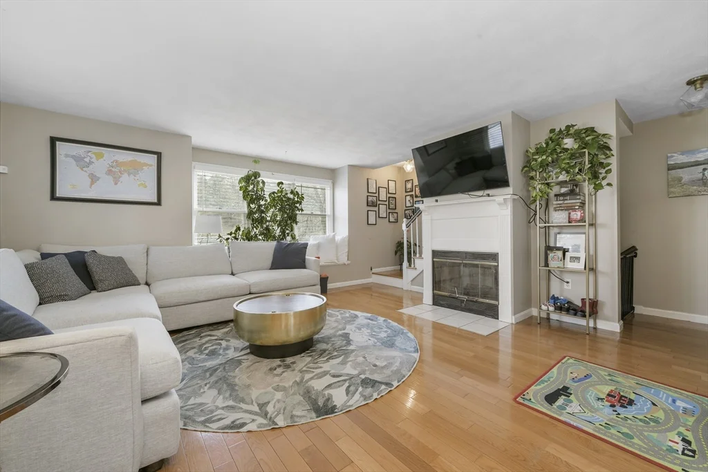 2 bed, 1 bath apartment for rent at 1045 Washington St Unit 1, Newton — photo 7 of 21