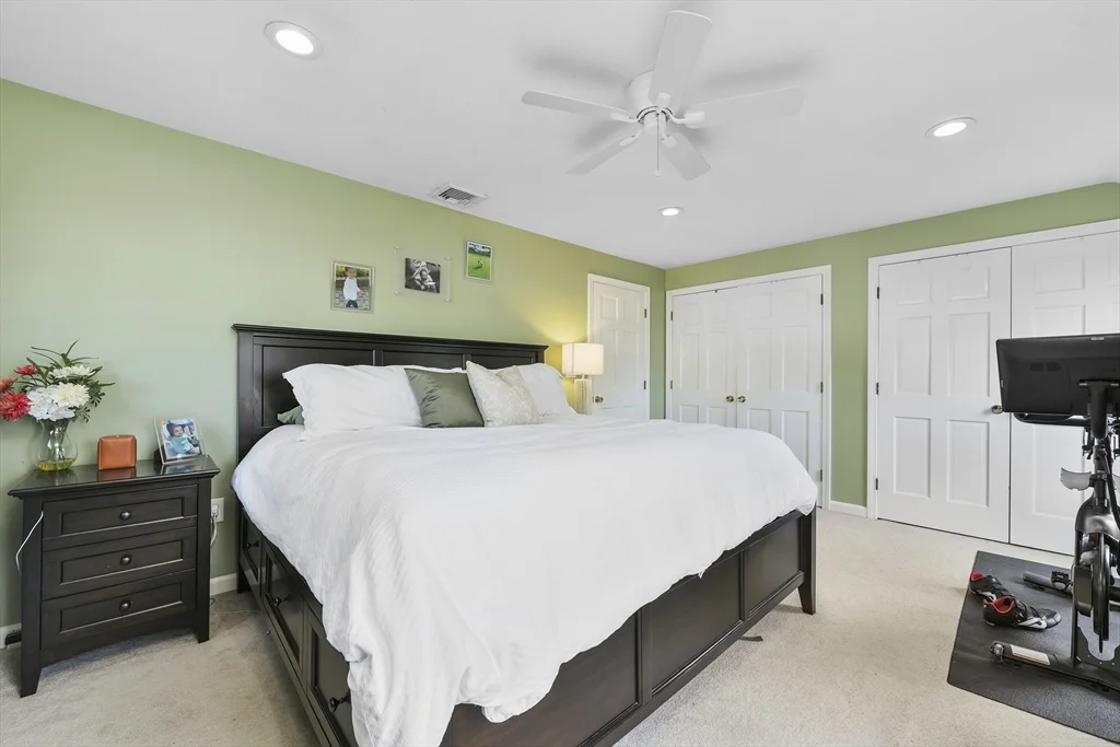 2 bed, 1 bath apartment for rent at 1045 Washington St Unit 1, Newton — photo 12 of 21