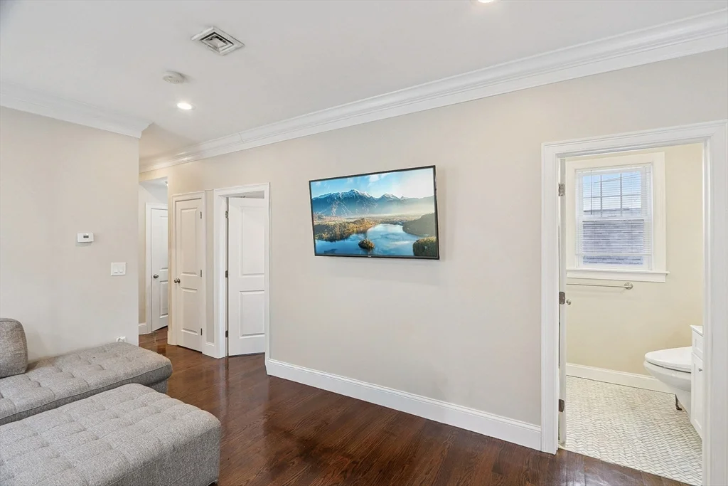 3 bed, 2 bath apartment for rent at 1048 Saratoga St Unit 3, East Boston — photo 8 of 20
