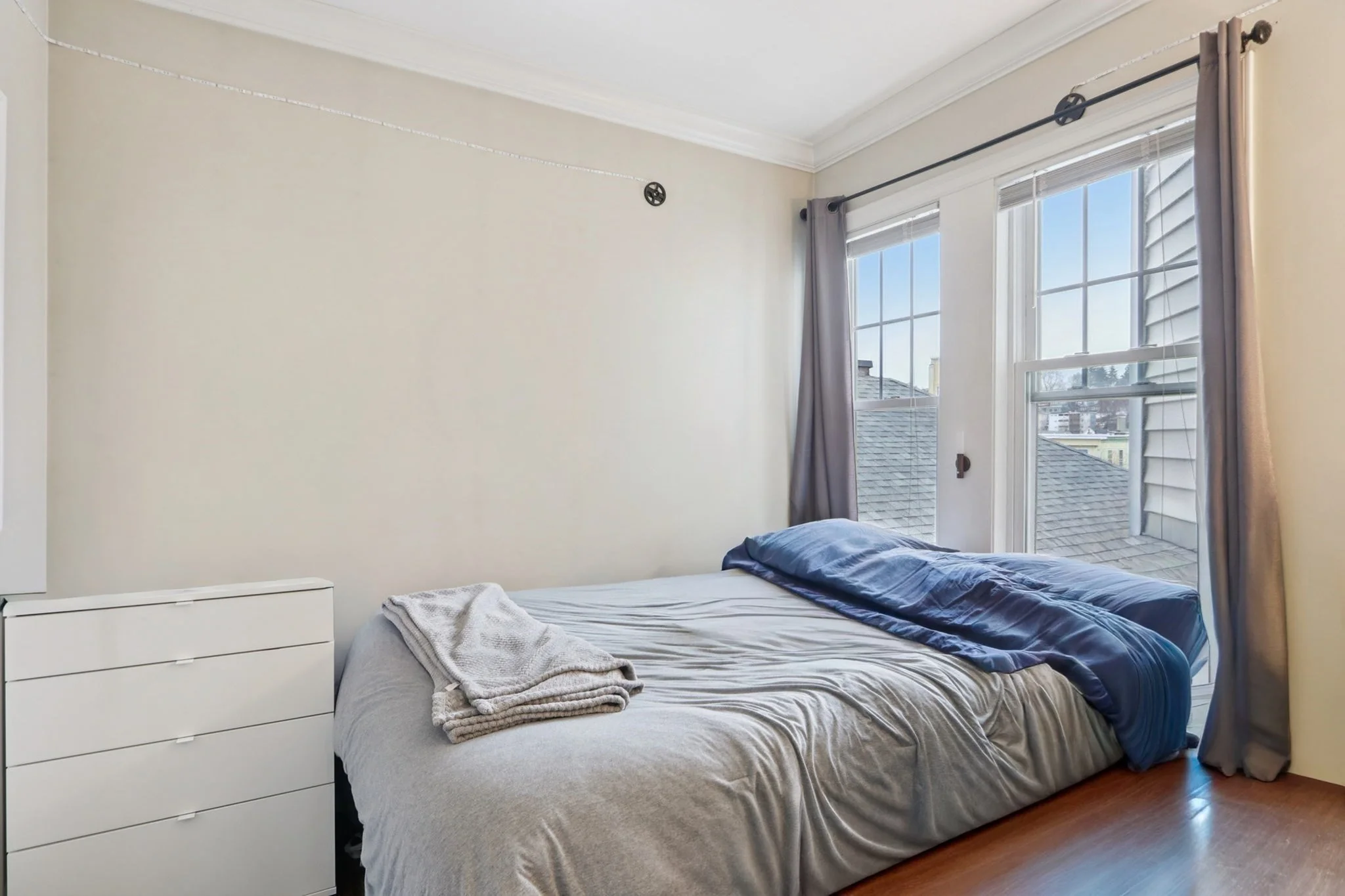 3 bed, 2 bath apartment for rent at 1048 Saratoga St Unit 3, East Boston — photo 10 of 20