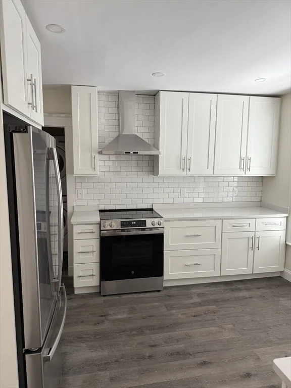 2 bed, 1 bath apartment for rent at 1049 Broadway Unit 1, Teele Square — photo 8 of 12