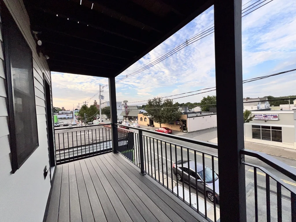 3 bed, 2 bath apartment for rent at 1049 Main St Unit 2, Brockton — photo 6 of 13