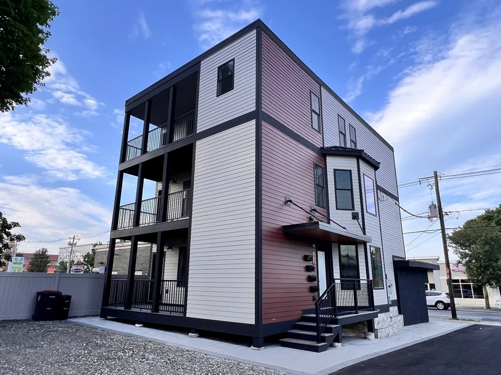 3 bed, 2 bath apartment for rent at 1049 Main St Unit 2, Brockton — photo 13 of 13