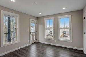3 bed, 2 bath apartment for rent at 1049 Main St Unit 3, Brockton — photo 4 of 19