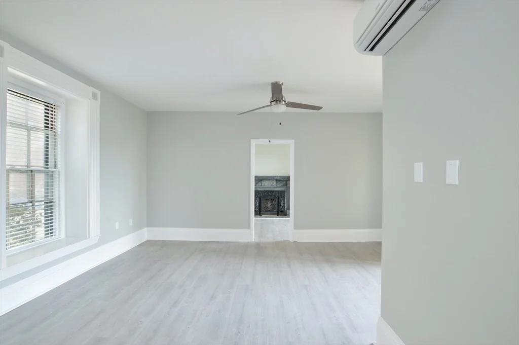 2 bed, 1 bath apartment for rent at 1049 Pleasant St Unit 2, Center — photo 10 of 11