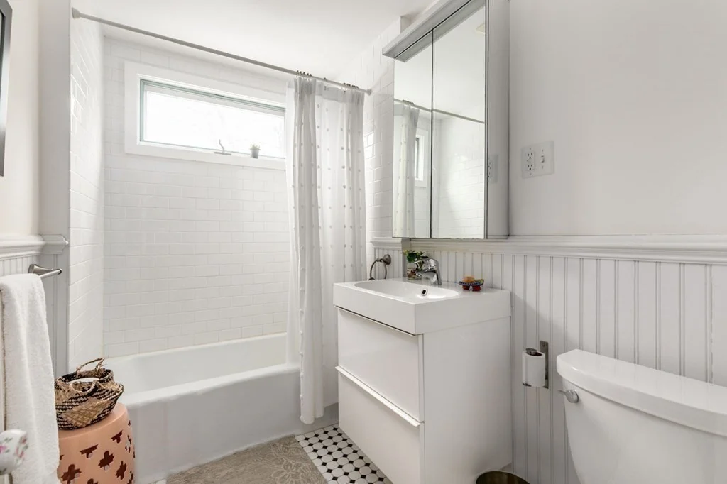2 bed, 1 bath apartment for rent at 104R Ellery Unit 1, Mid Cambridge — photo 10 of 15