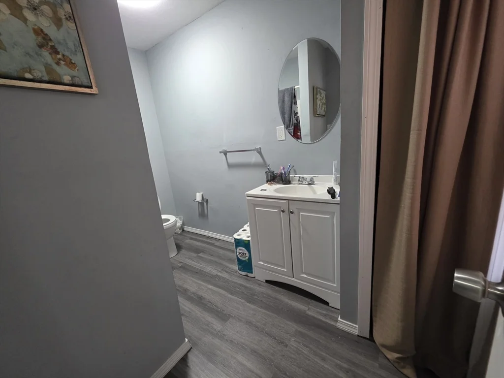 3 bed, 1 bath apartment for rent at 105 Arthur St Unit 1, Worcester — photo 13 of 15