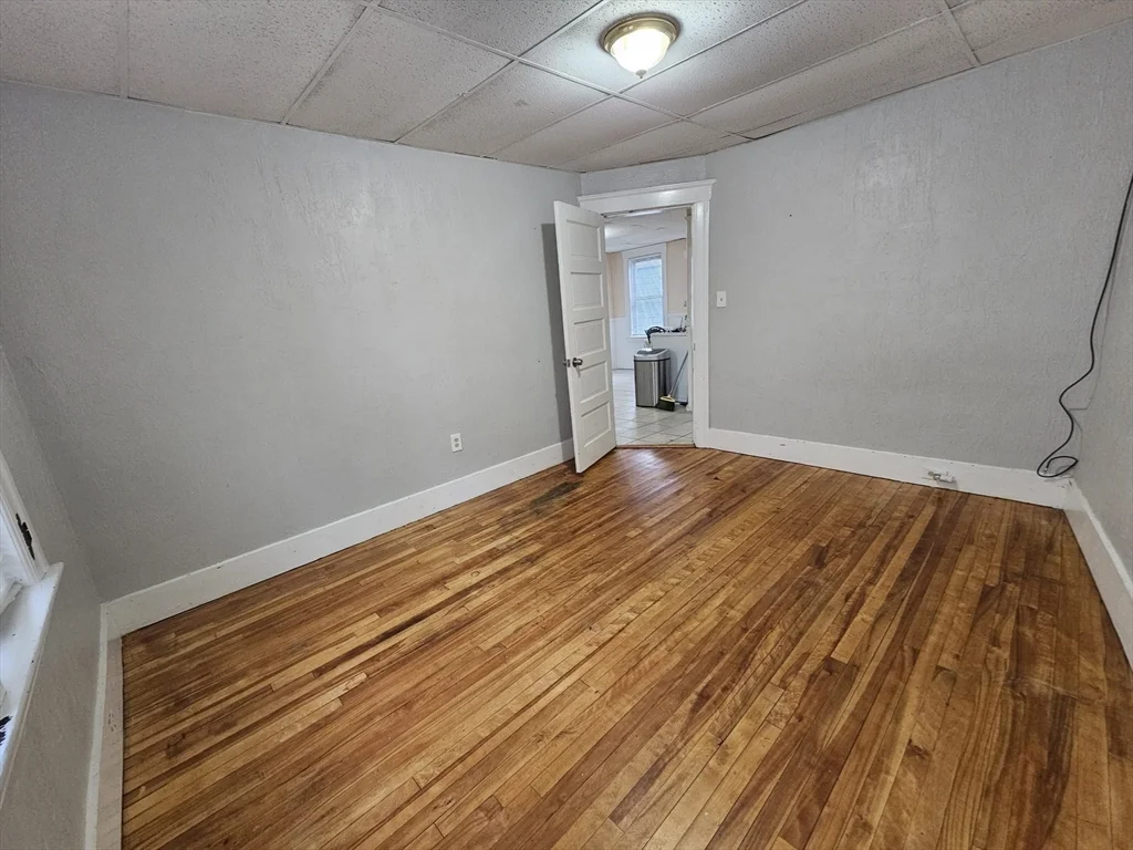 3 bed, 1 bath apartment for rent at 105 Arthur St Unit 2, Worcester — photo 8 of 15