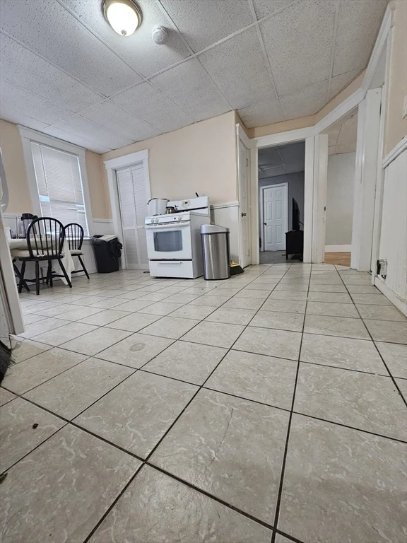 3 bed, 1 bath apartment for rent at 105 Arthur St Unit 2, Worcester — photo 12 of 15
