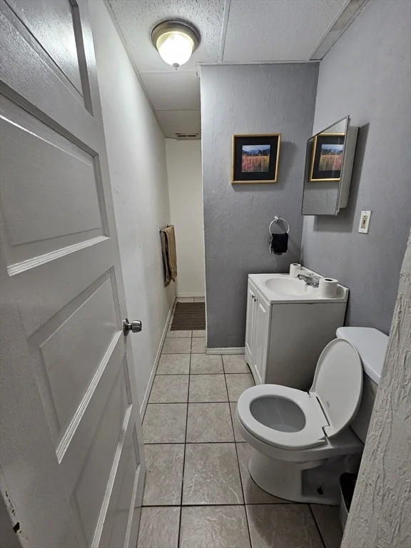 3 bed, 1 bath apartment for rent at 105 Arthur St Unit 2, Worcester — photo 9 of 15